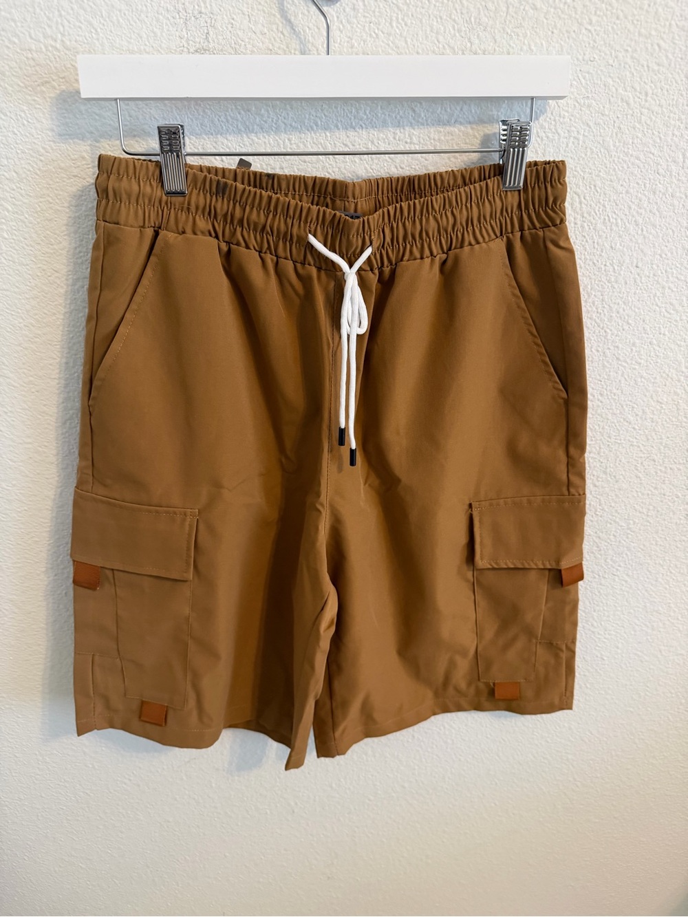 Men's Cargo Drawstring Shorts in Caramel Brown